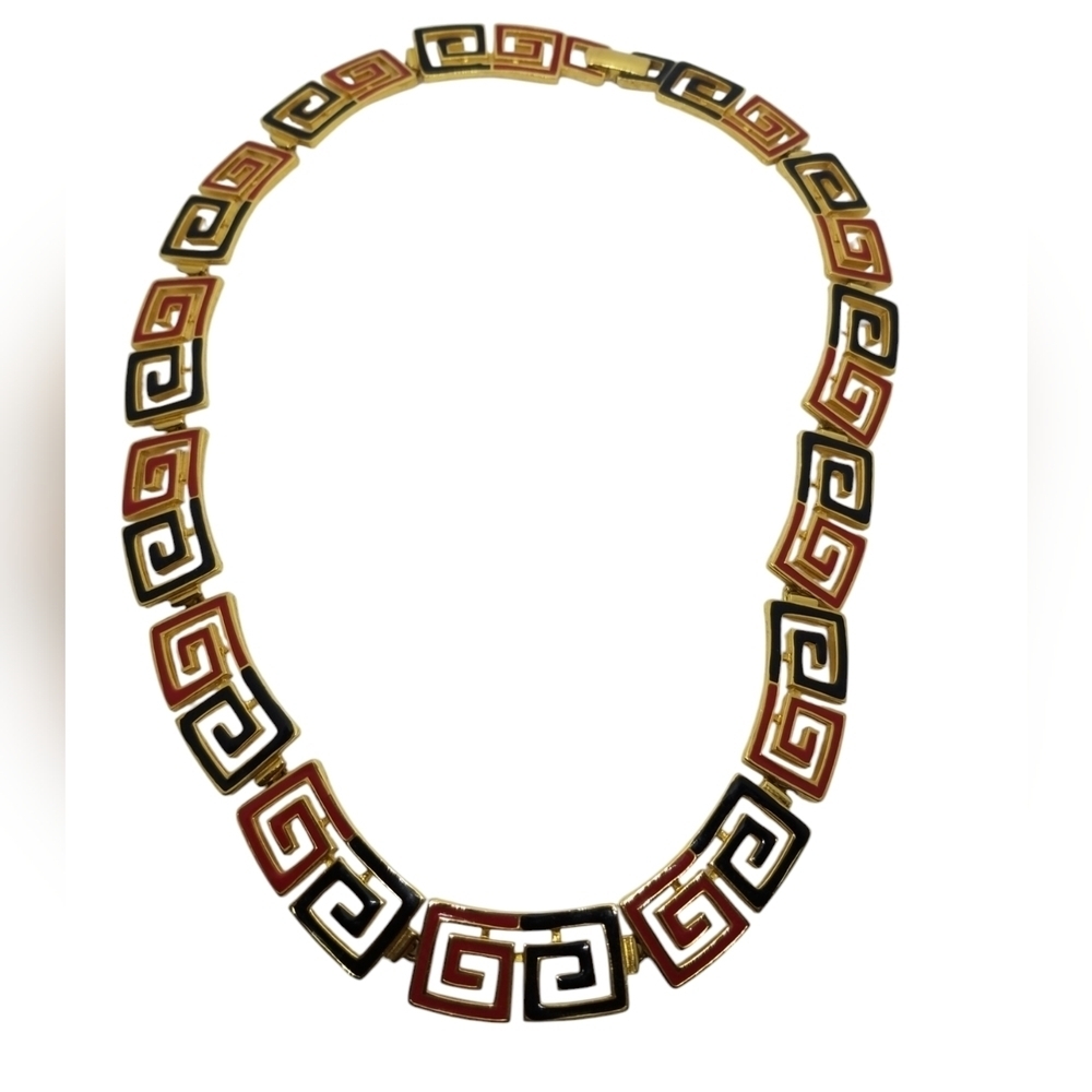 GIVENCHY VINTAGE RARE GOLDTONE WITH BLACK & RED ENAMEL LOGO COLLAR  NECKLACE - Picture 3 of 10